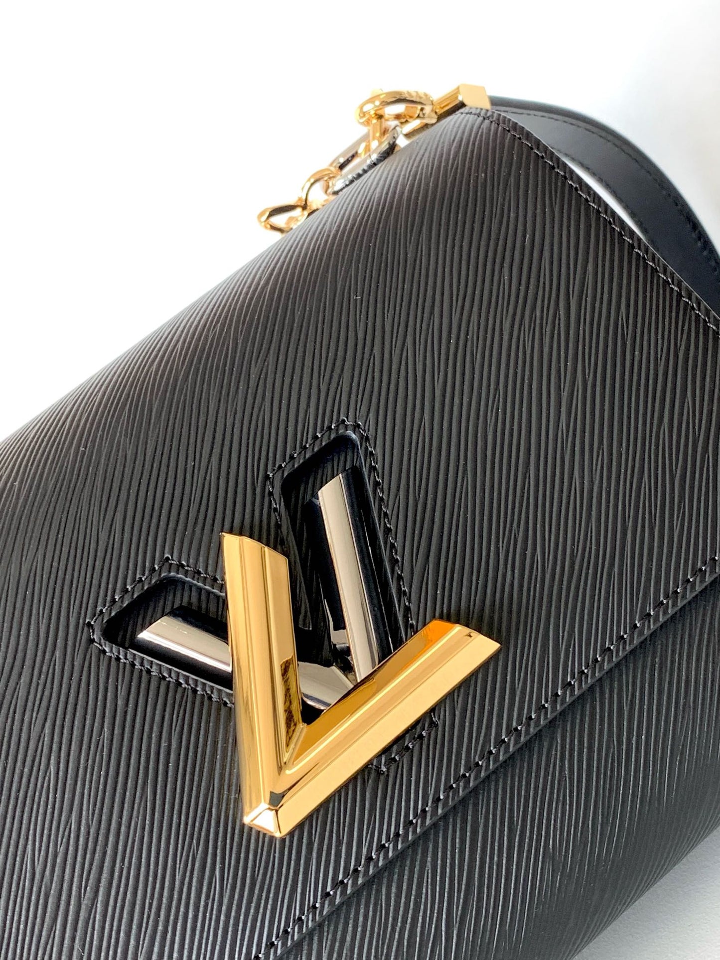 Louis Vuitton Twist MM Black Epi Leather Handbag with Decorative Chain