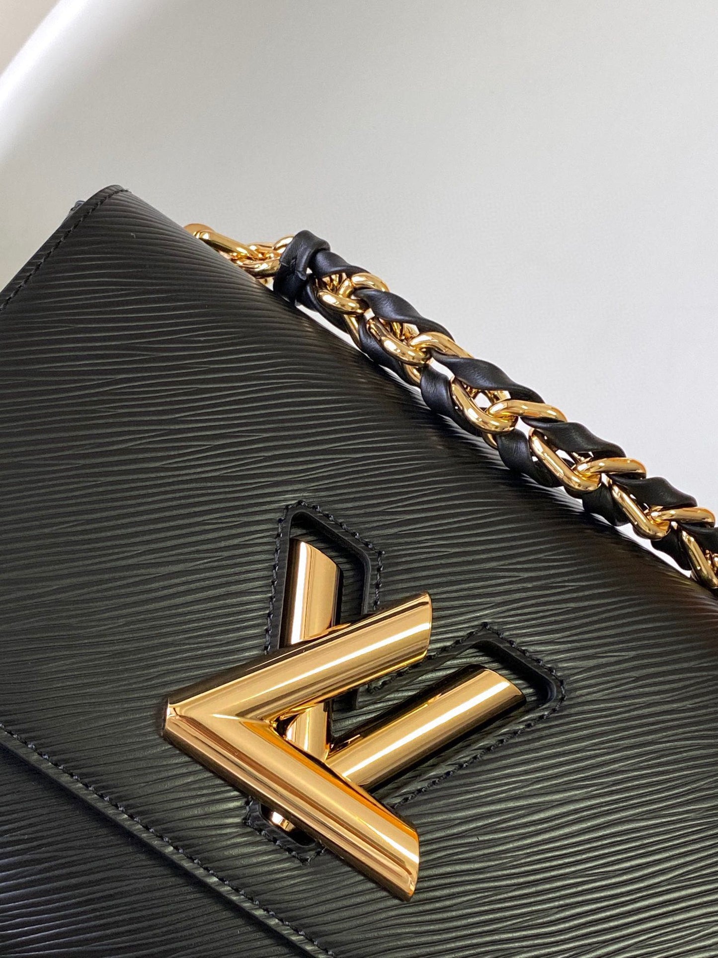 Louis Vuitton Twist MM Black Epi Leather Handbag with Gold Hardware
