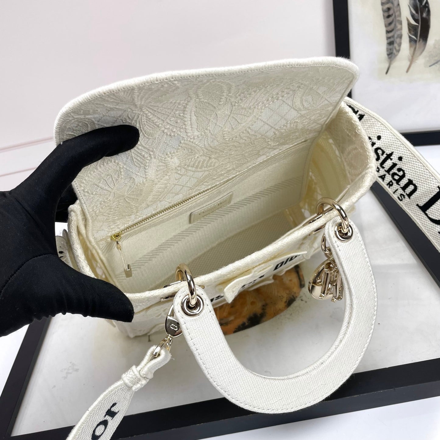 Christian Dior White Lady D-Lite Handbag with Butterfly Embroidery and Shoulder Strap