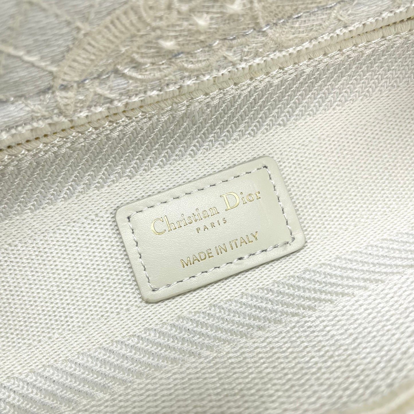 Christian Dior White Lady D-Lite Handbag with Butterfly Embroidery and Shoulder Strap