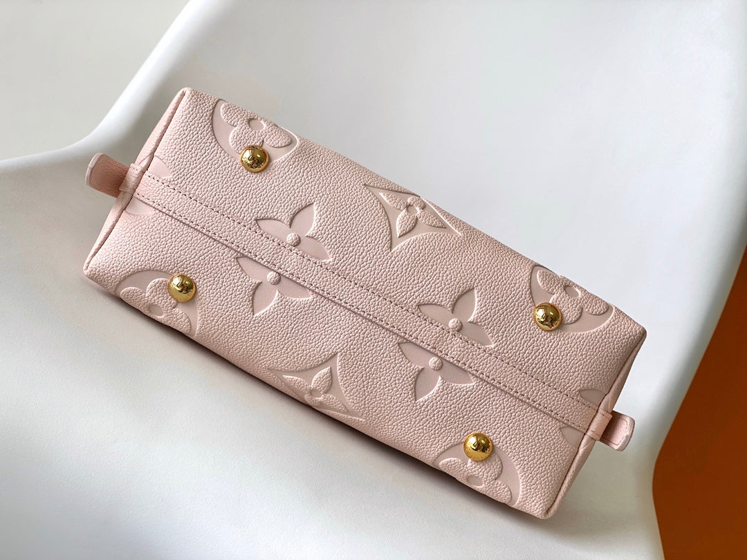 Elegant Light Pink Faux Leather Shoulder Bag for Women - Stylish Everyday Handbag