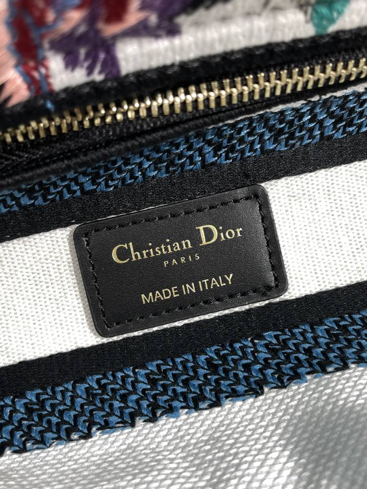 Christian Dior Lady D-Lite Medium Floral Embroidered Canvas Handbag