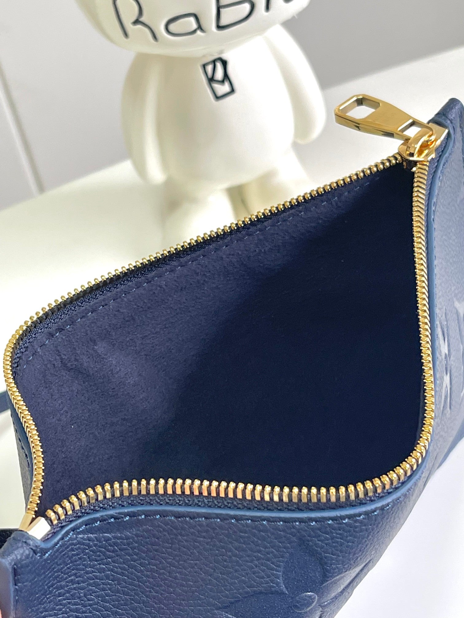 Louis Vuitton Neverfull MM Monogram Empreinte Leather Tote Bag - Marine Navy