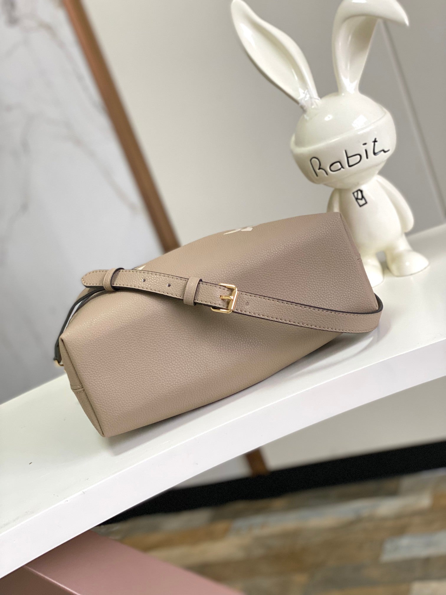 Louis Vuitton Muria Bucket Bag - Monogram Empreinte Leather - Tourterelle/Crème