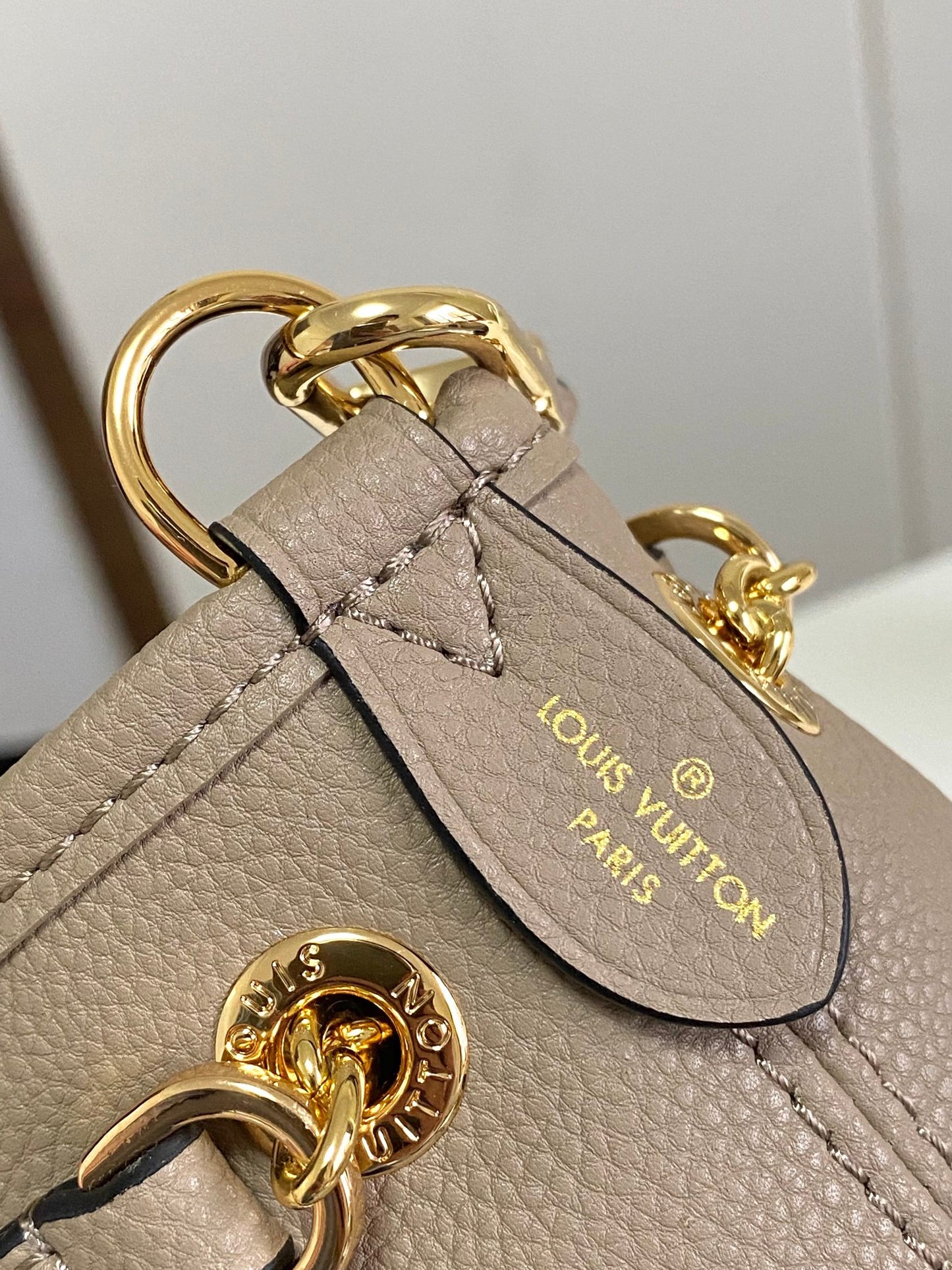 Louis Vuitton Muria Bucket Bag - Monogram Empreinte Leather - Tourterelle/Crème