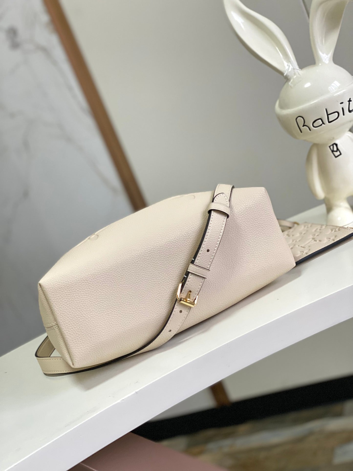 Louis Vuitton Muria Bucket Bag Monogram Mahina Perforated Leather Cream