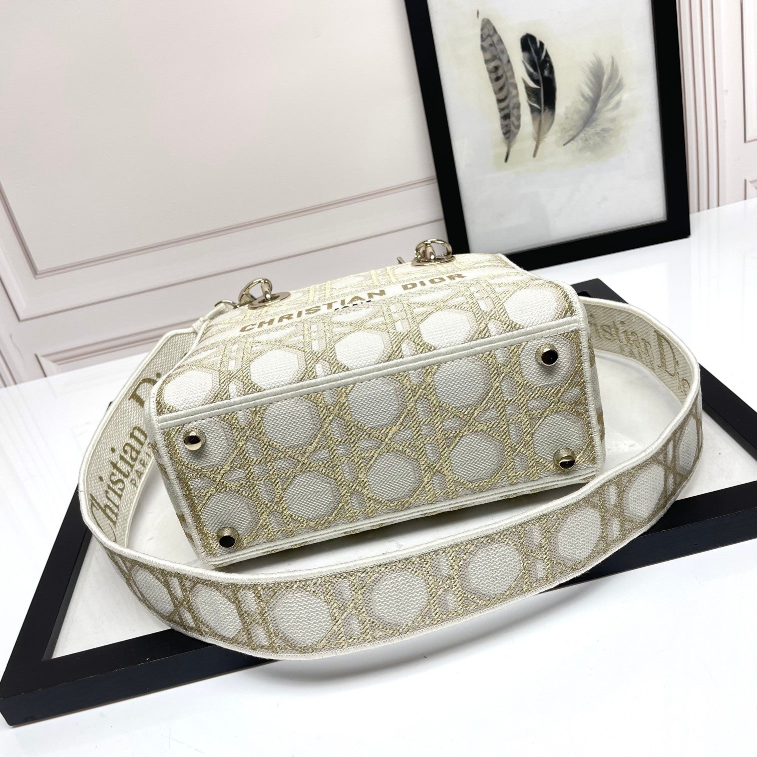 Christian Dior Medium Lady D-Lite Bag - Beige/White Embroidered Canvas