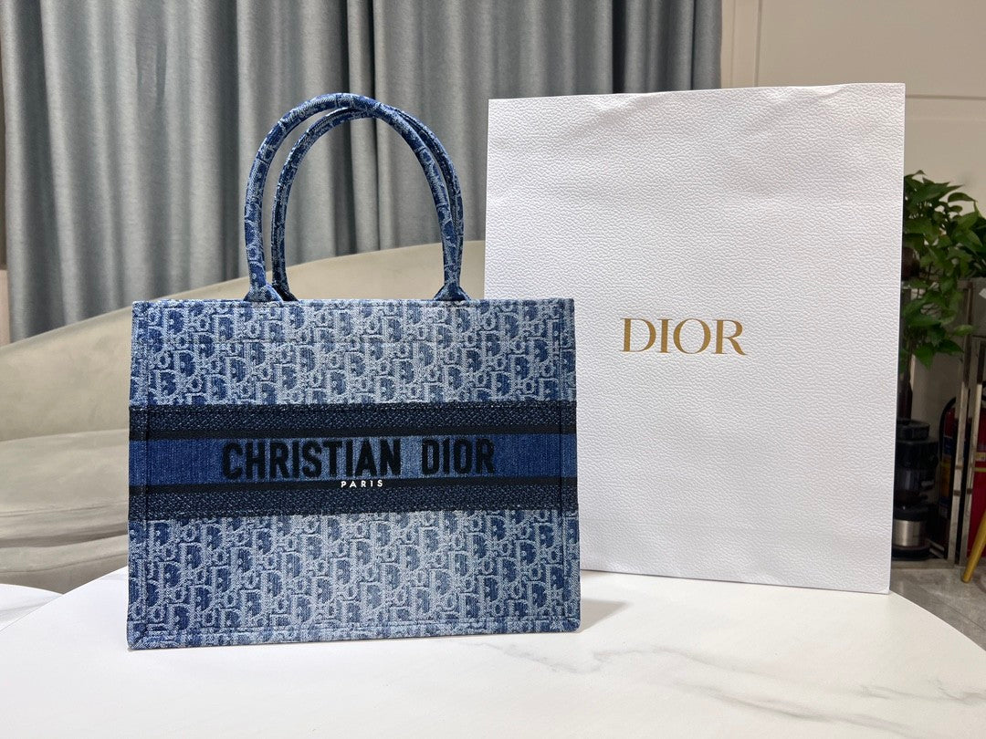 Christian Dior Large Book Tote Blue Dior Oblique Embroidery