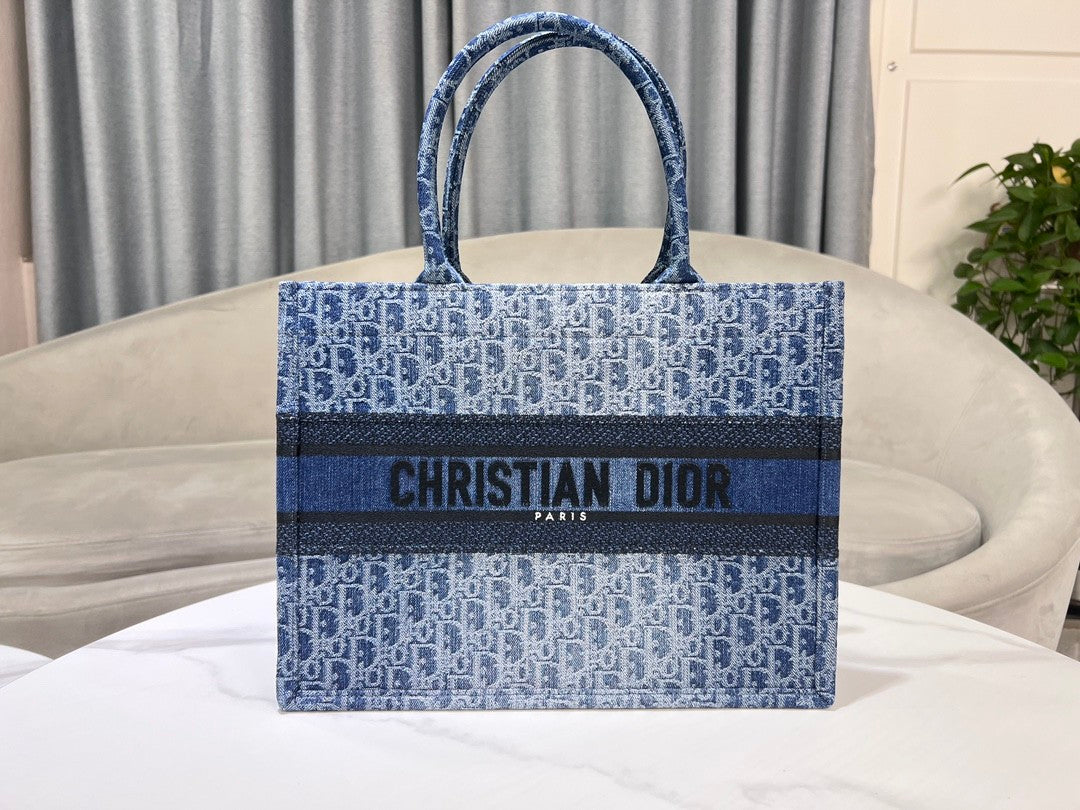 Christian Dior Large Book Tote Blue Dior Oblique Embroidery