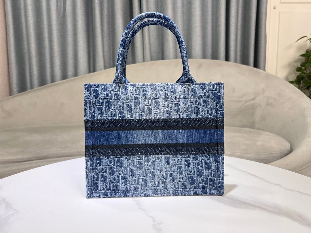 Christian Dior Medium Book Tote Blue Dior Oblique Embroidery