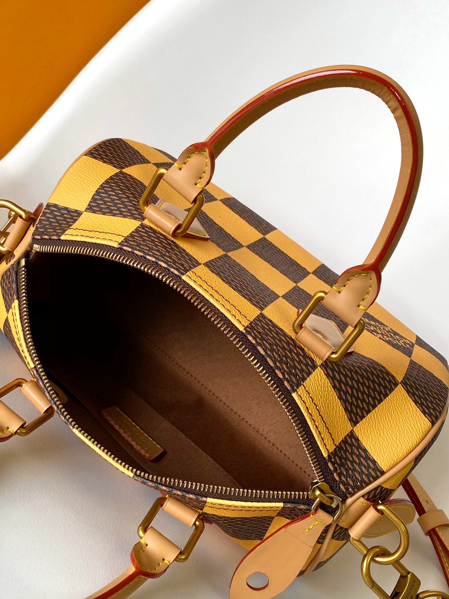 Louis Vuitton Speedy Bandoulière 25 Damier Heritage Yellow/Brown Handbag
