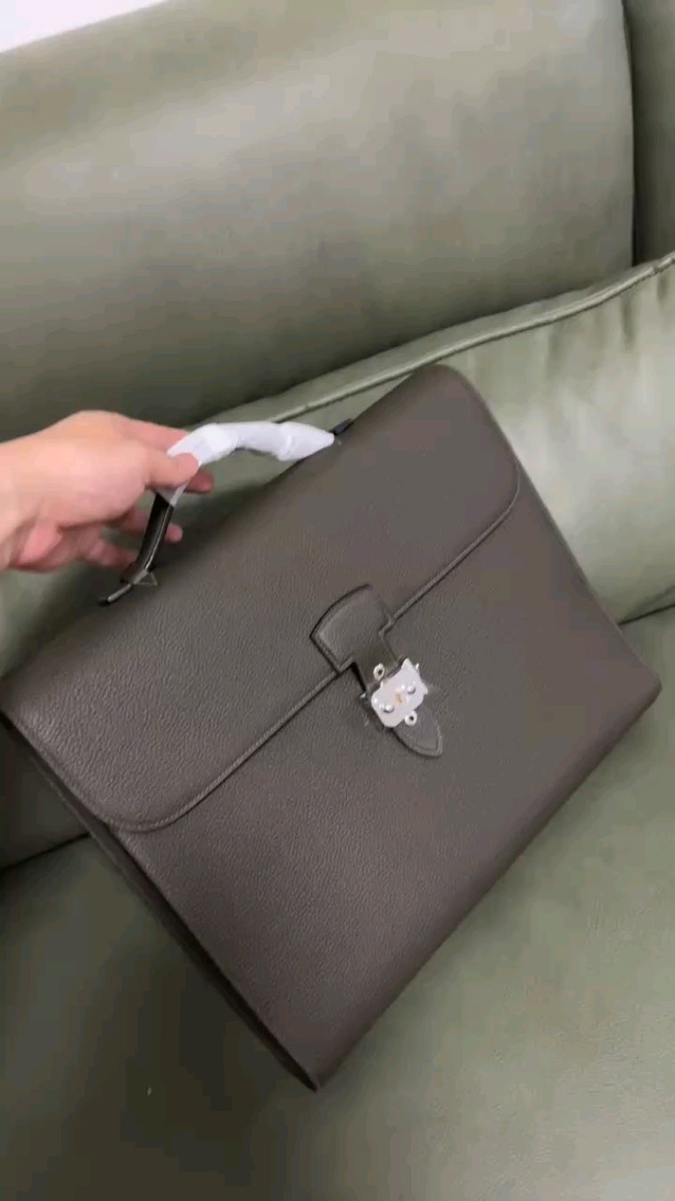 Men's Premium Grey Pebble Grain Leather Briefcase - Professional Business Laptop Bag