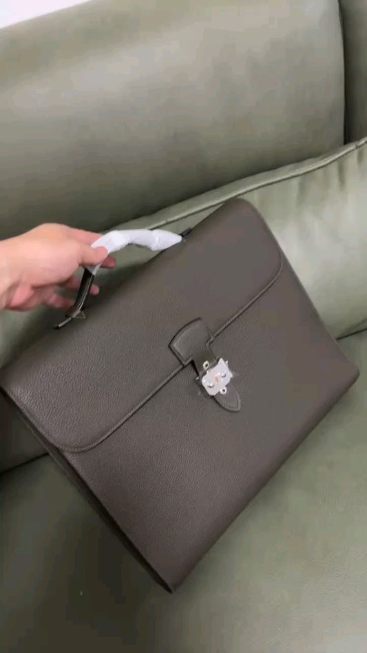 Men's Premium Grey Pebble Grain Leather Briefcase - Professional Business Laptop Bag