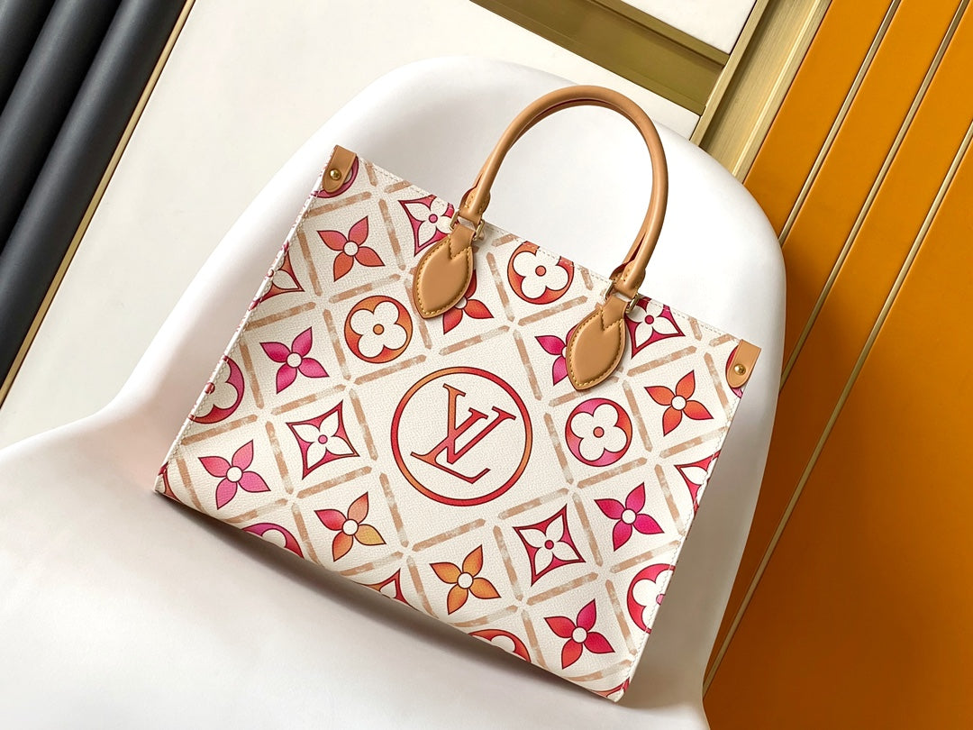 Louis Vuitton Onthego Tote Monogram Giant Wild at Heart Cream Canvas Handbag