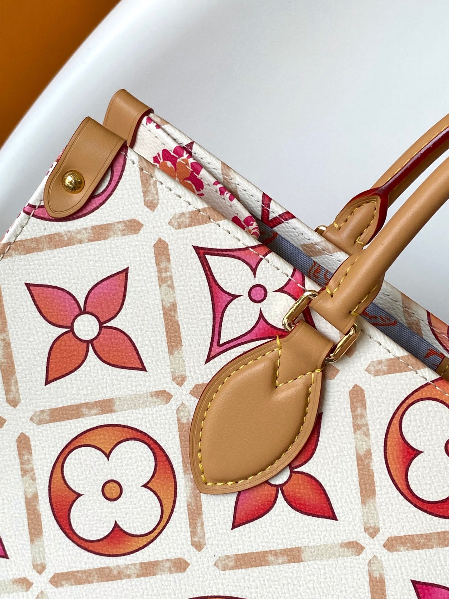 Louis Vuitton Onthego Tote Monogram Giant Wild at Heart Cream Canvas Handbag