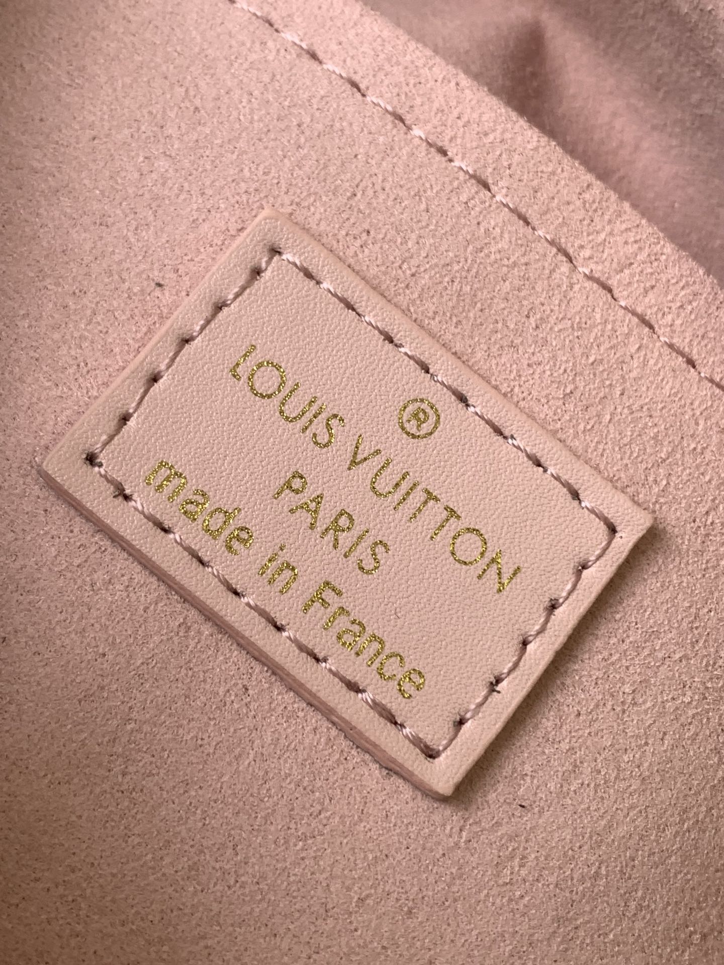 Louis Vuitton Speedy Bandoulière 20 Monogram Empreinte Leather Handbag - Rose Trianon