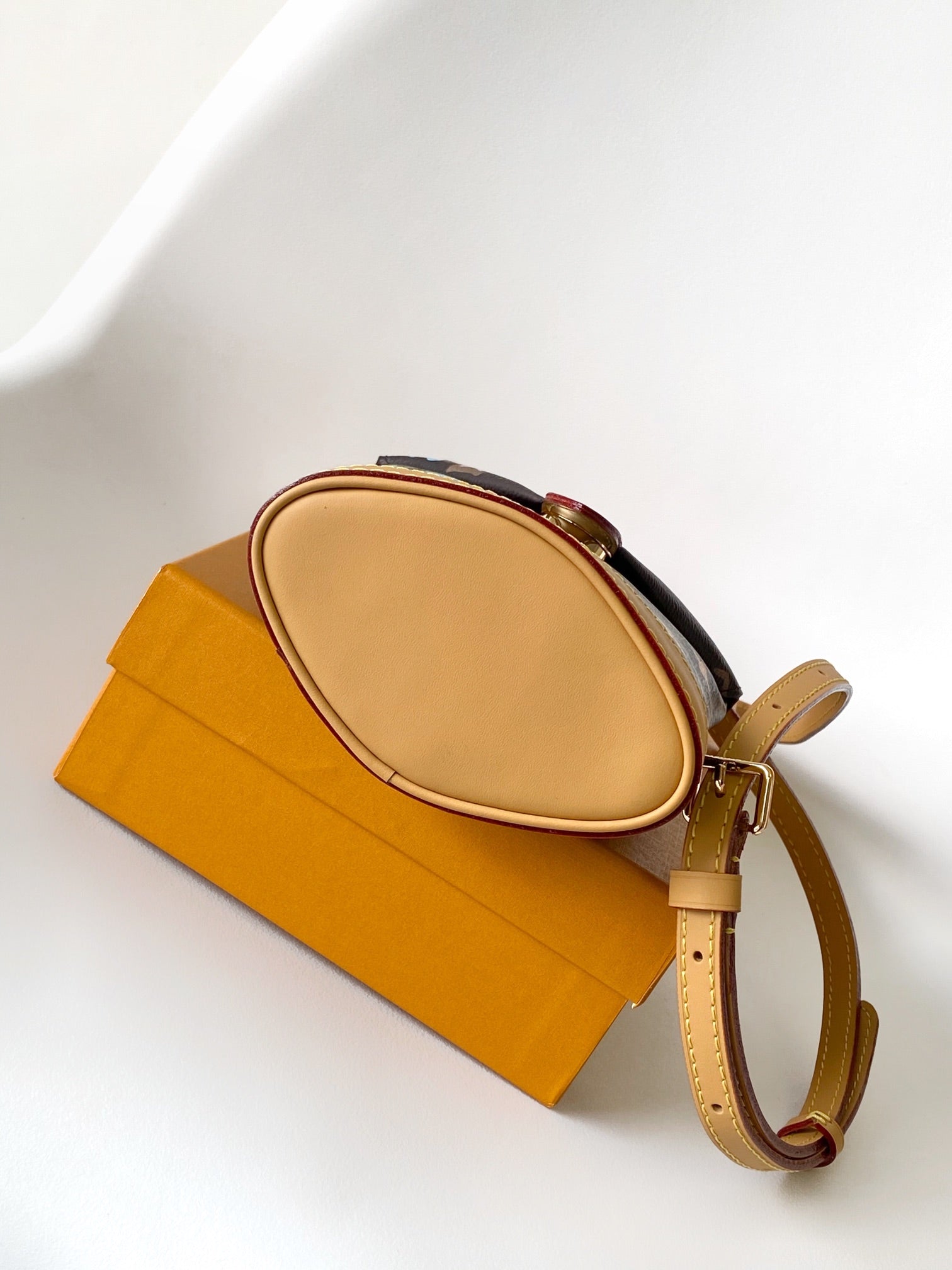 Louis Vuitton Murakami Monogram Multicolore Messenger Crossbody Bag