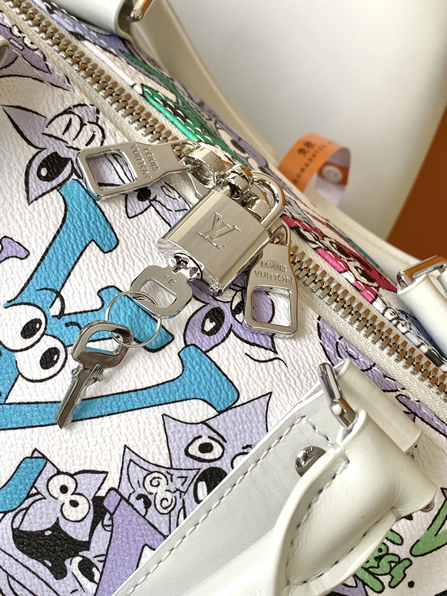 Louis Vuitton Keepall Bandoulière 50 LV Friends White Virgil Abloh