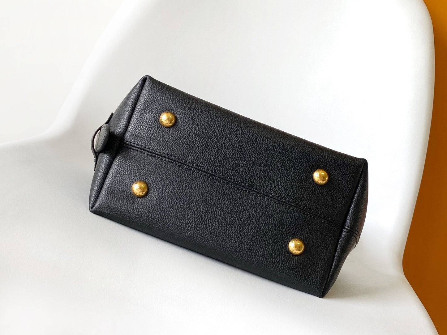 Manu Atelier Black Smooth Leather Hobo Shoulder Bag
