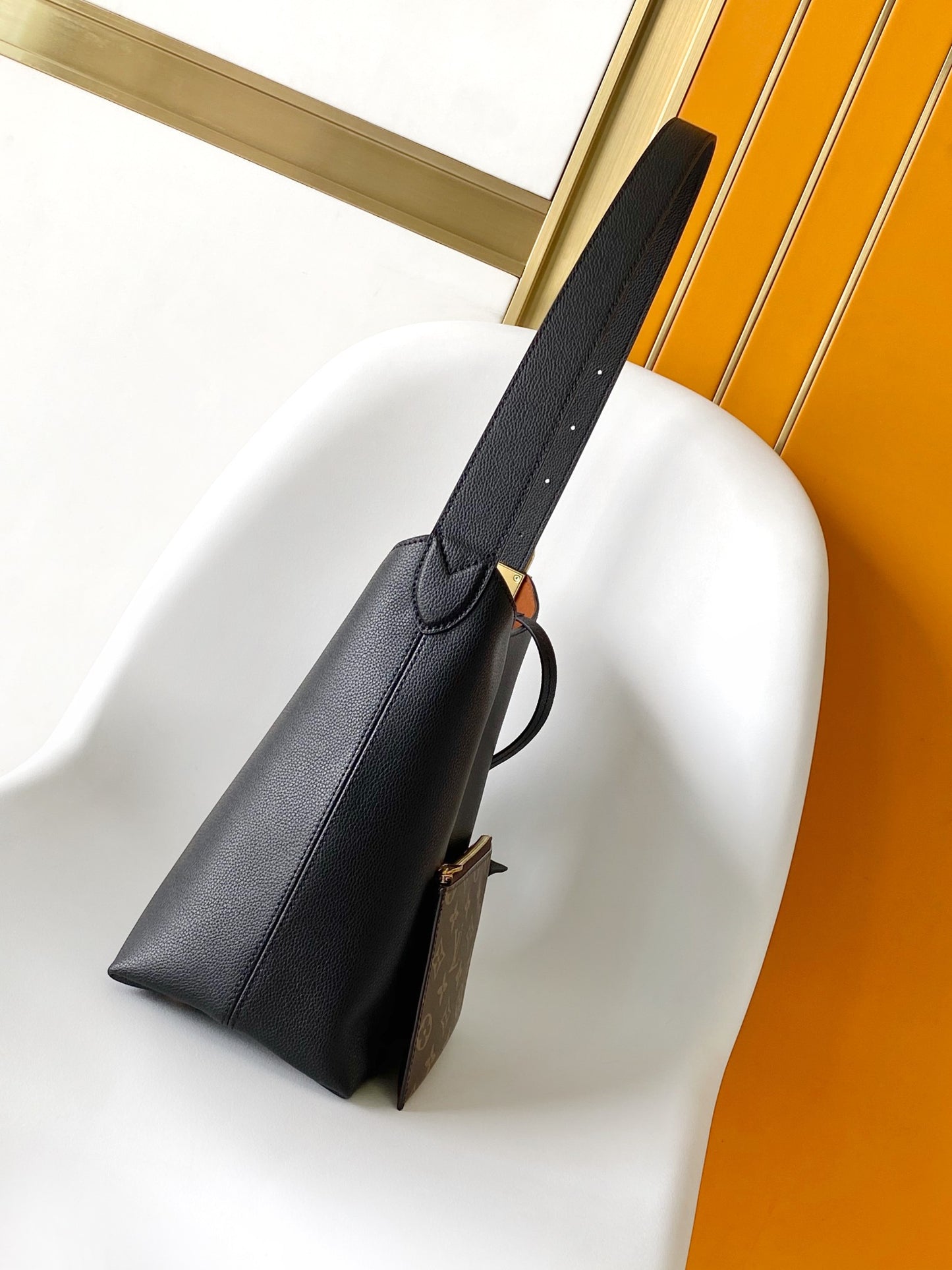 Manu Atelier Black Smooth Leather Hobo Shoulder Bag