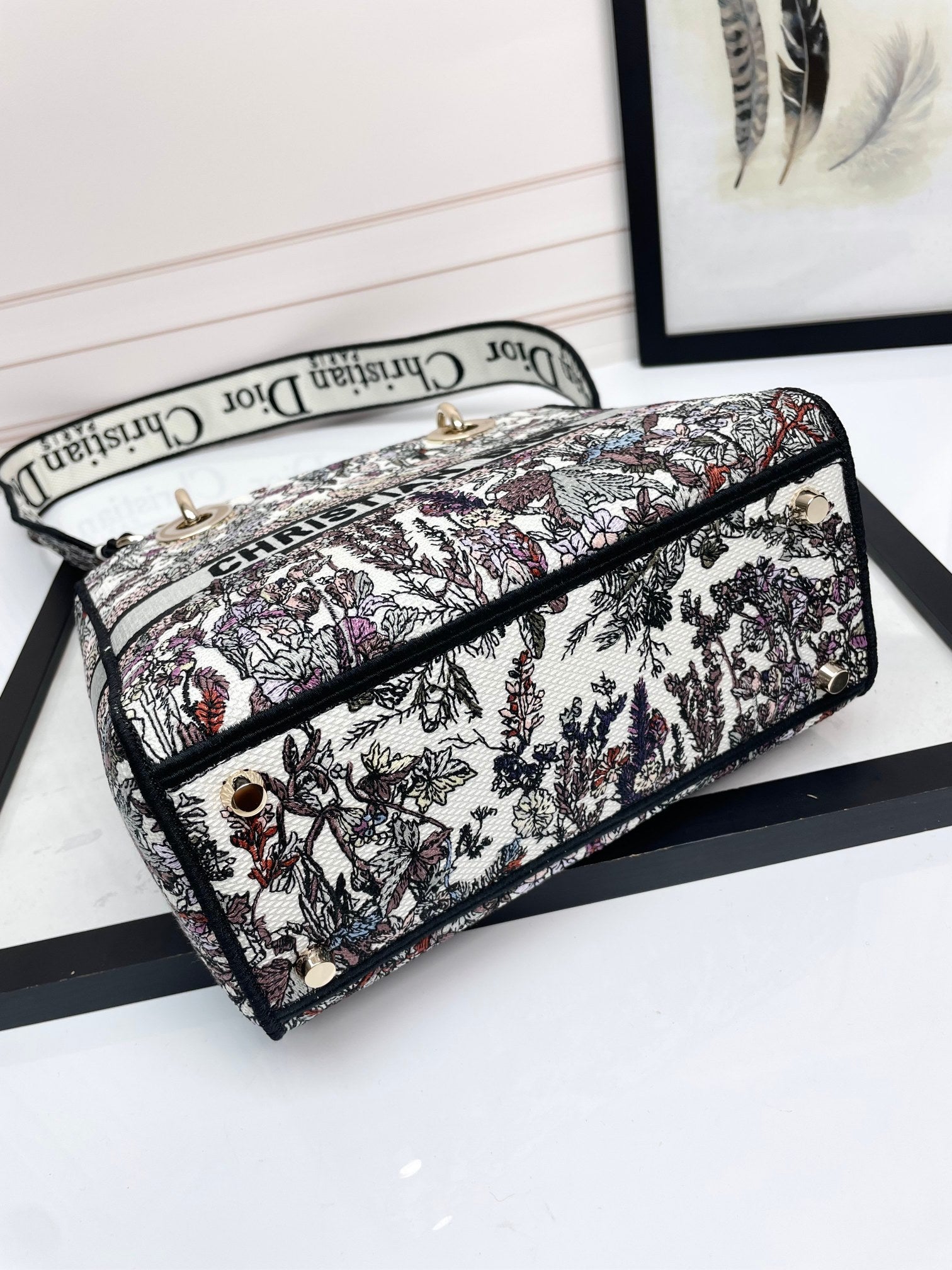 Christian Dior Lady D-Lite Medium Embroidered Floral Handbag