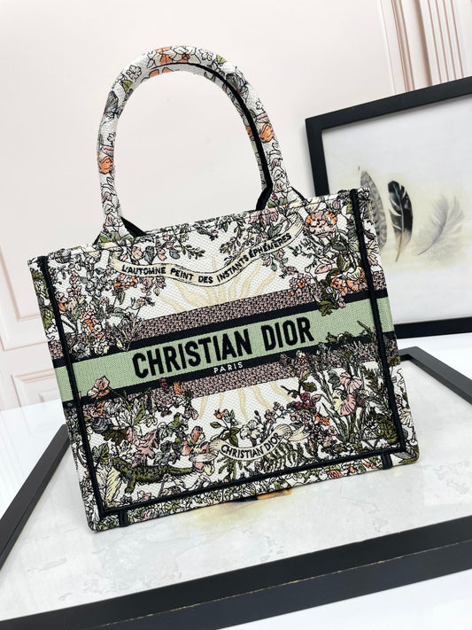 Christian Dior Book Tote Floral Print Canvas Handbag - Green Signature
