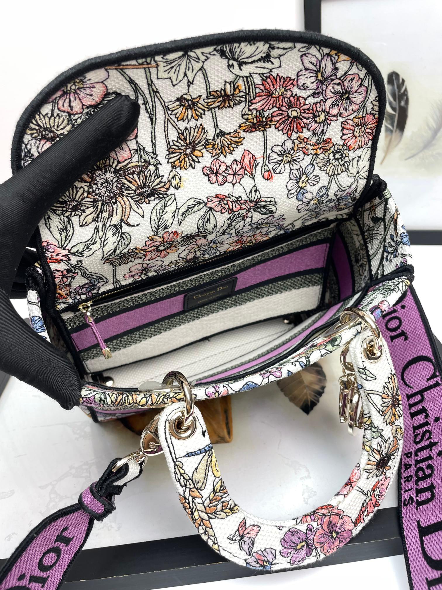 Christian Dior Lady D-Lite Embroidered Floral Handbag - Multicolor