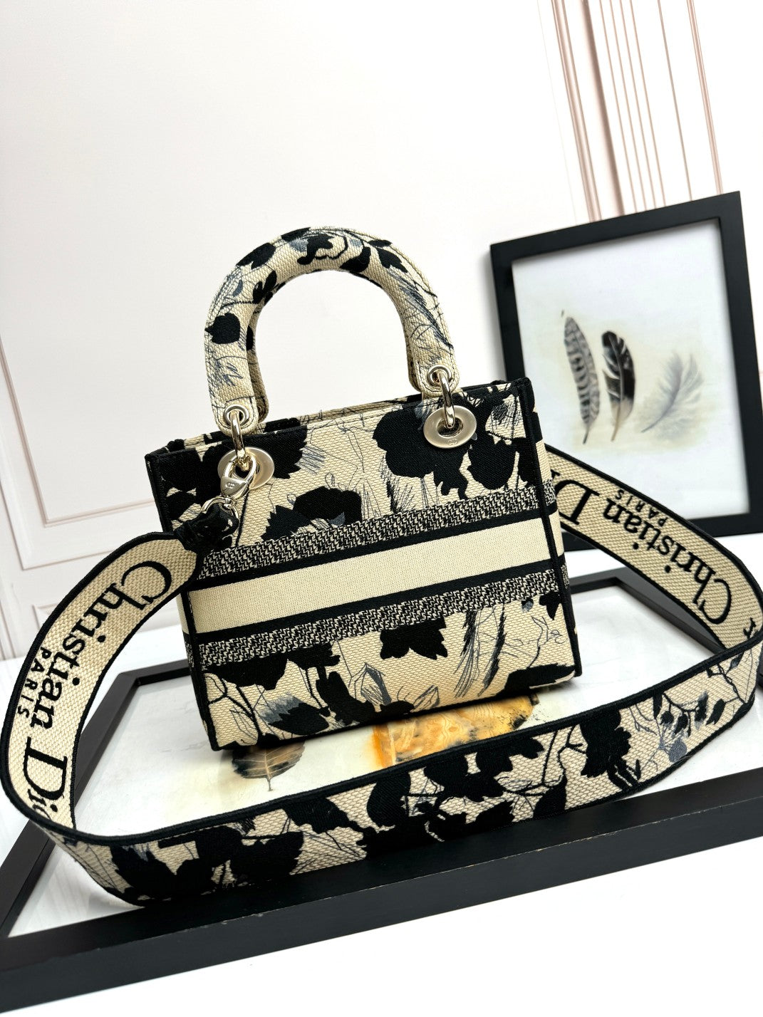 Christian Dior Lady D-Lite Medium Bag Black and White Floral Embroidery