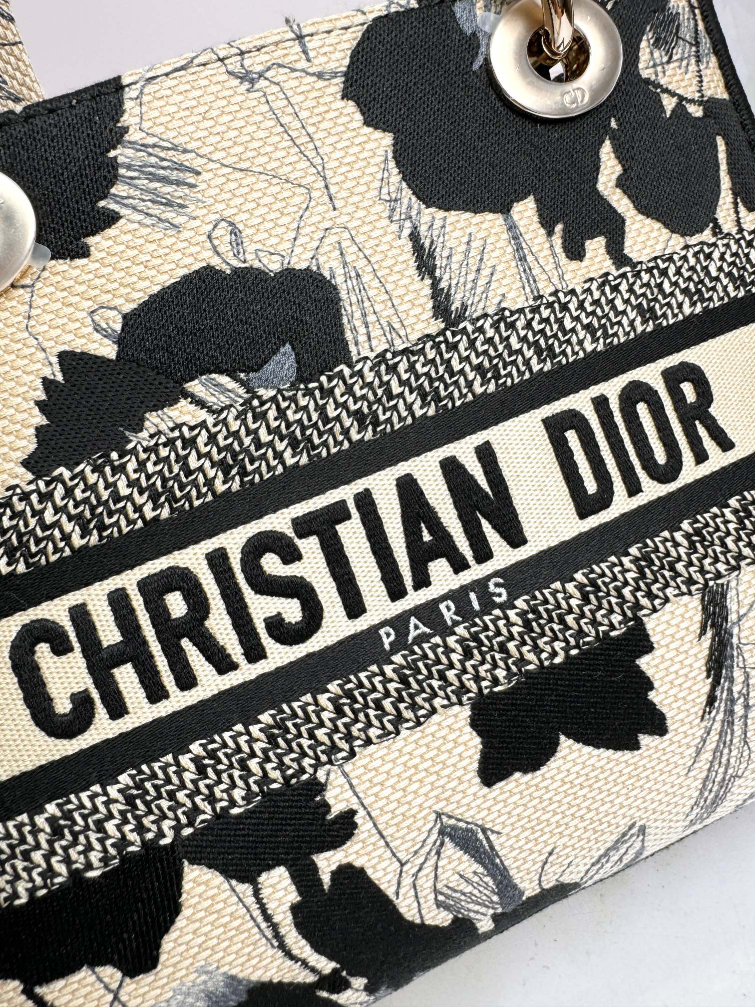 Christian Dior Medium Lady D-Lite Bag - Black & White Floral Embroidery