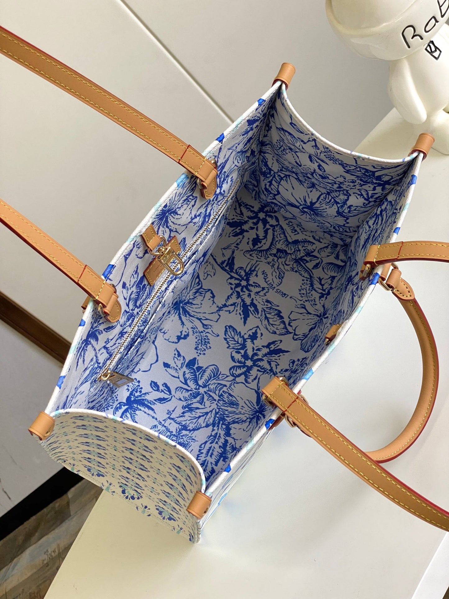Louis Vuitton Escale Onthego GM Monogram Canvas Tote Bag Blue