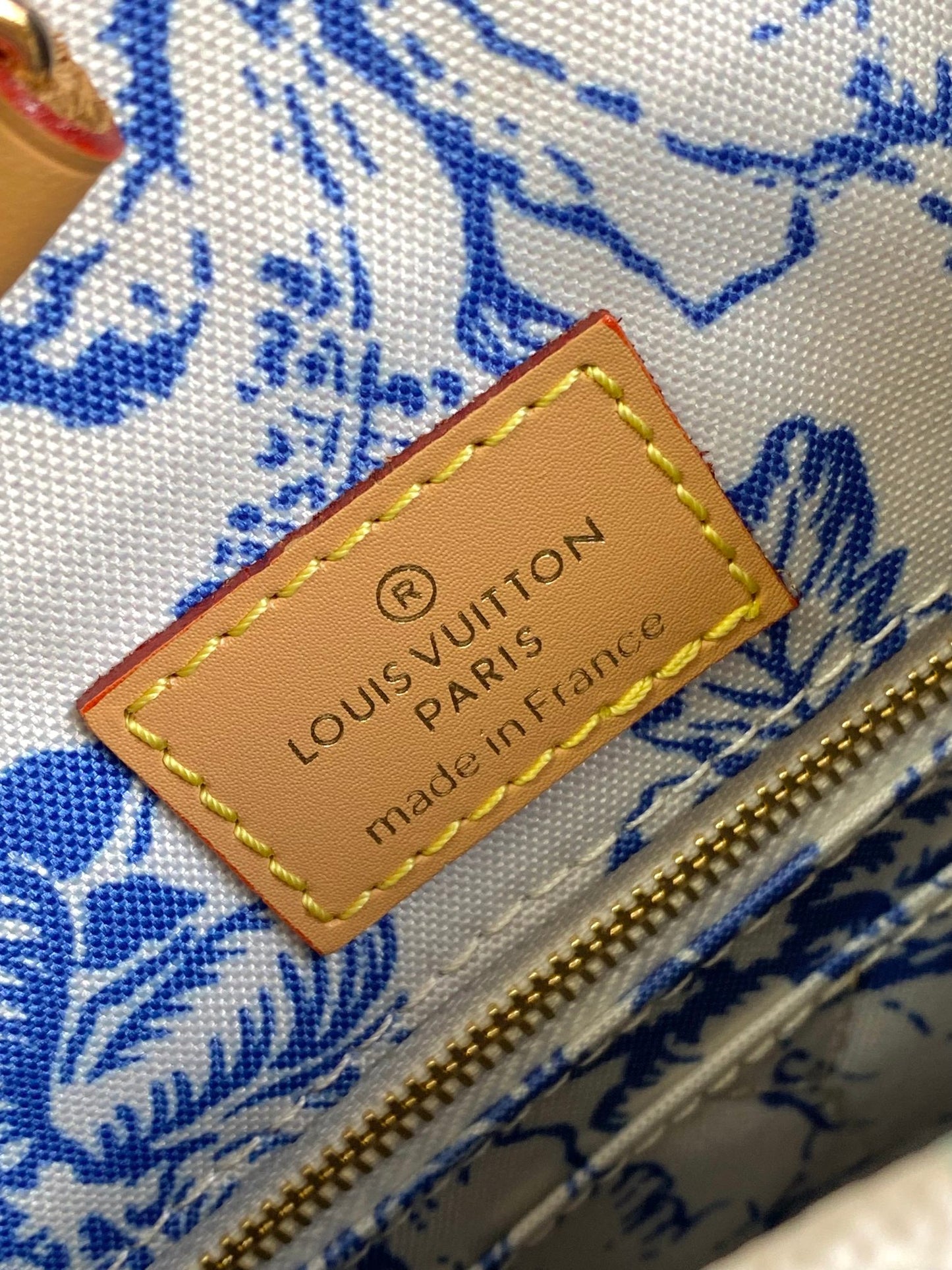 Louis Vuitton Escale Onthego GM Monogram Canvas Tote Bag Blue