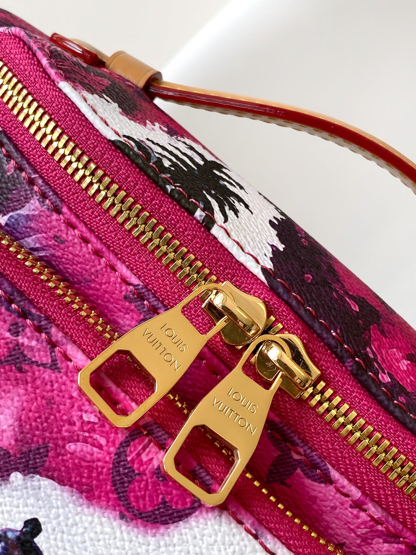 Tropical Surf Graphic Print Belt Bag - Purple and White