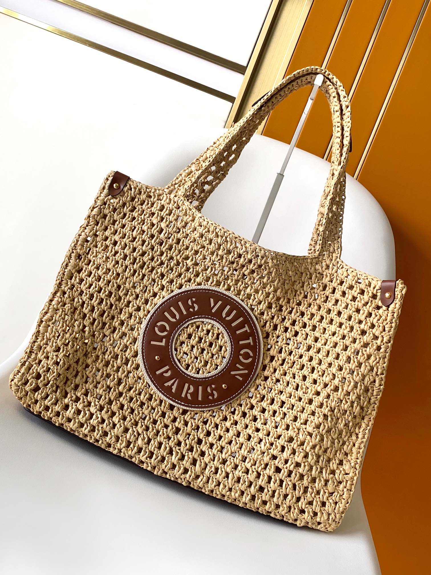 Louis Vuitton OnTheGo MM Raffia Monogram Tote Bag - Natural/Tan
