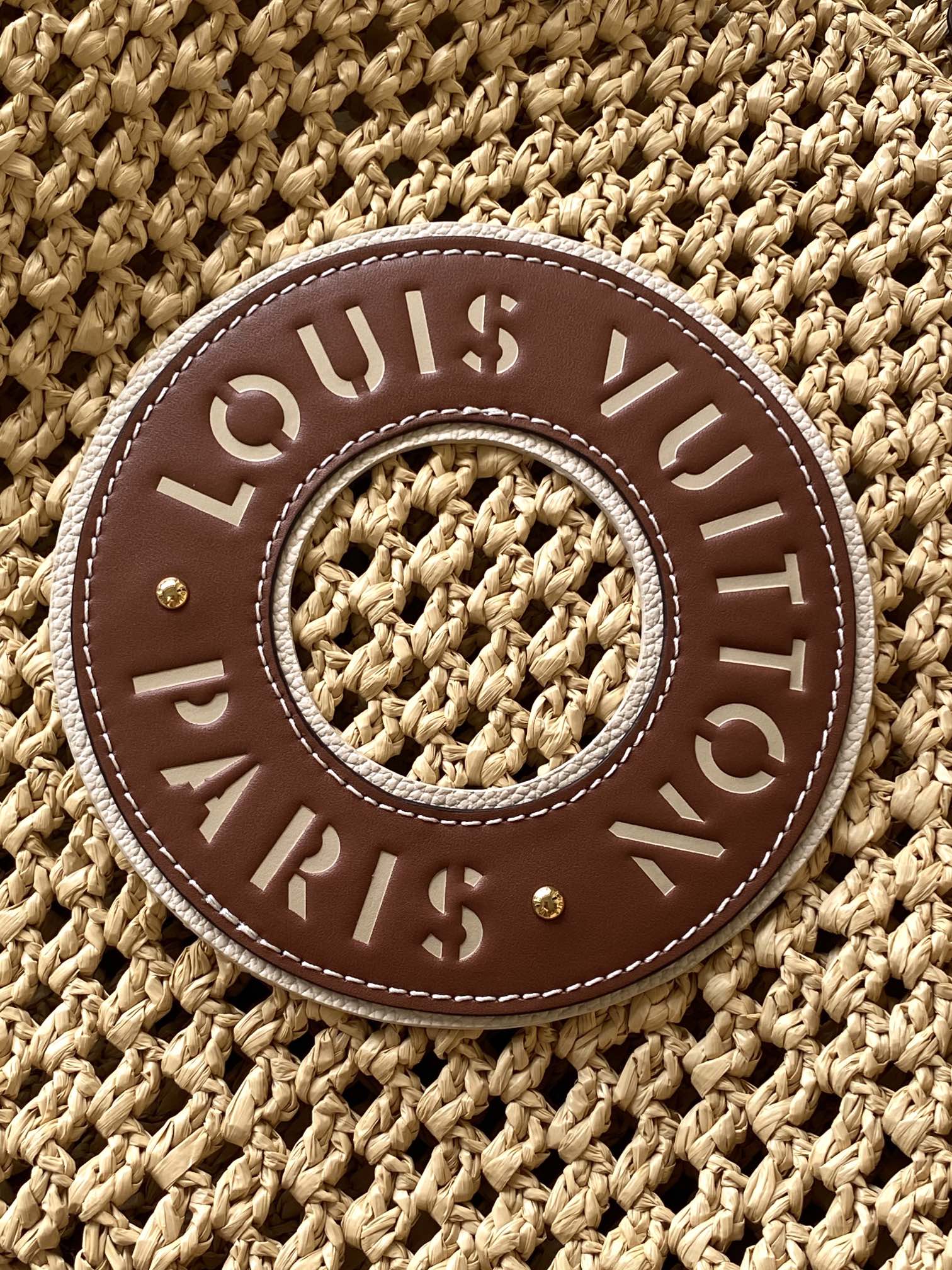Louis Vuitton OnTheGo MM Raffia Monogram Tote Bag - Natural/Tan