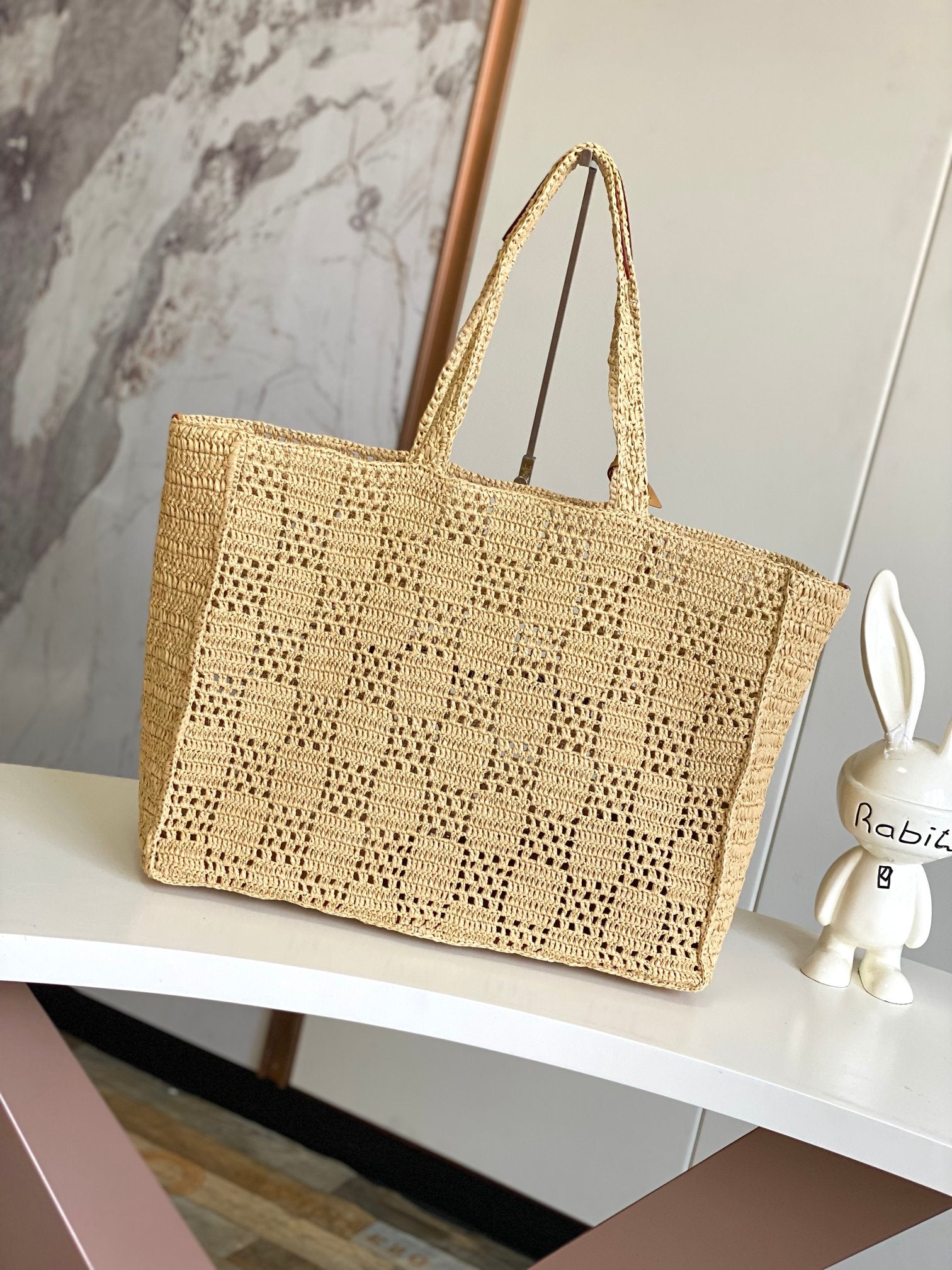 Louis Vuitton Onthego GM Raffia Crochet Tote Bag - Natural Beige