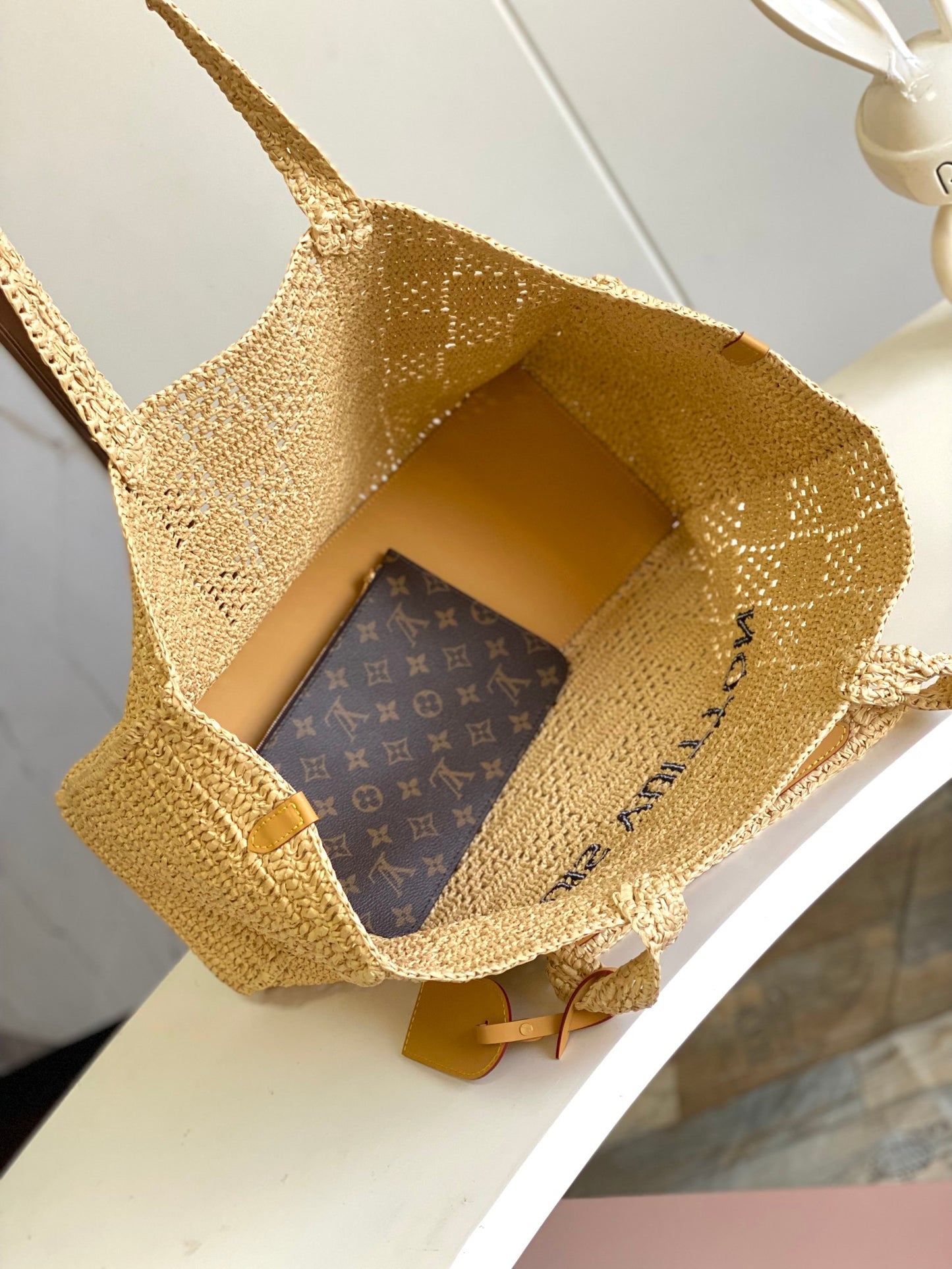 Louis Vuitton Onthego GM Raffia Crochet Tote Bag - Natural Beige