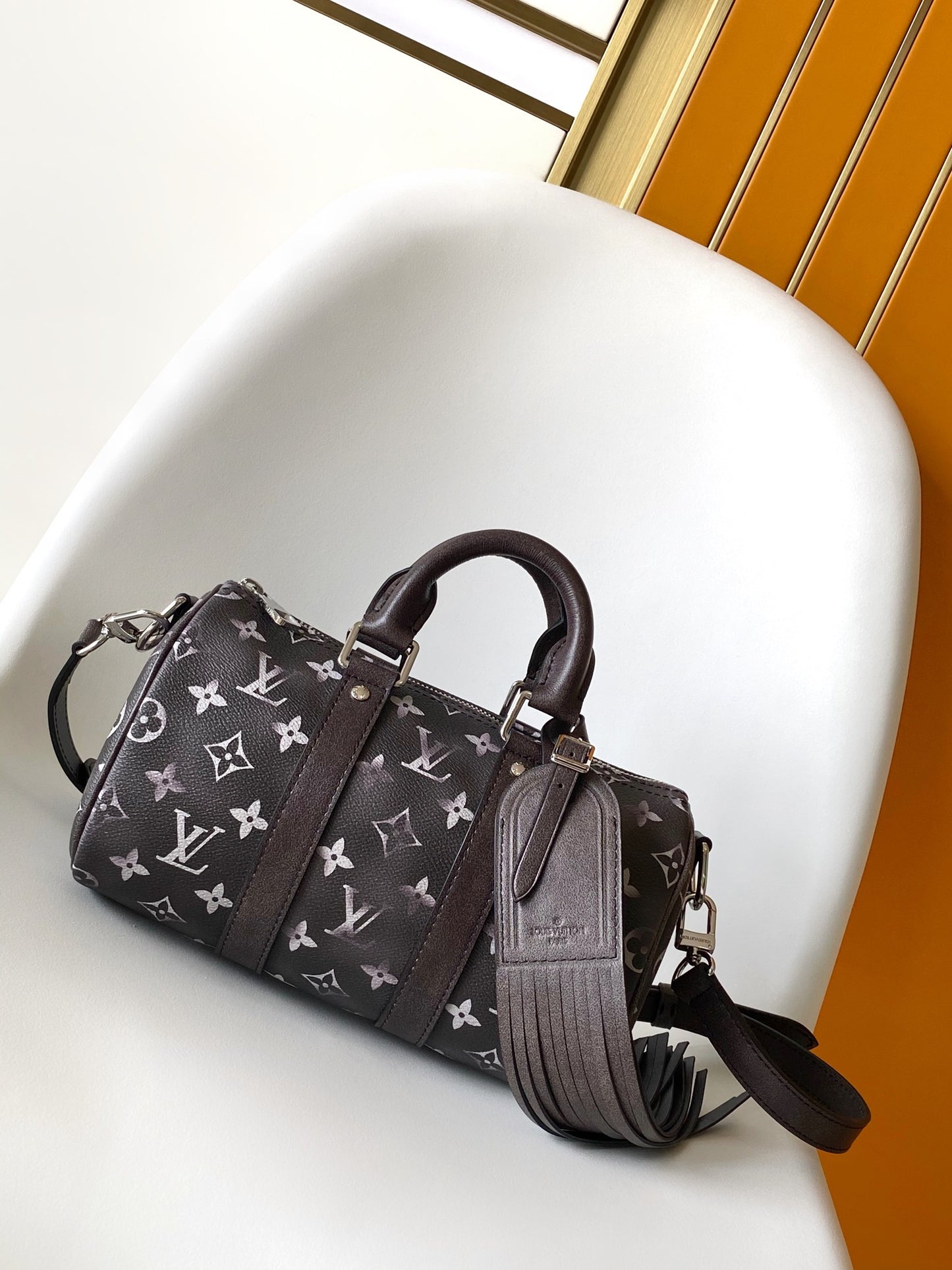 Louis Vuitton Keepall Bandoulière 25 Monogram Eclipse Canvas Black