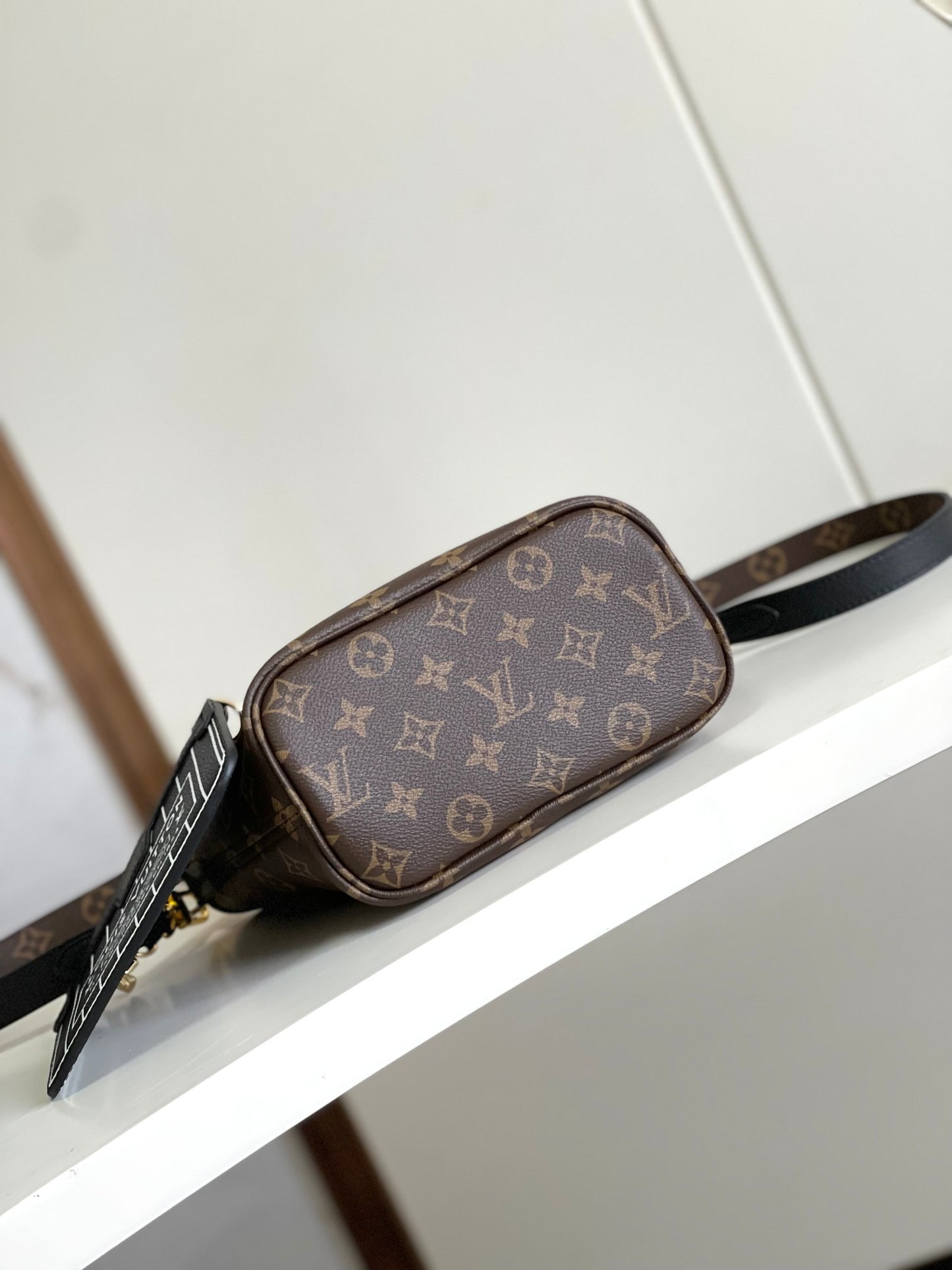 Louis Vuitton Black Leather Small Tote Handbag with Monogram Shoulder Strap