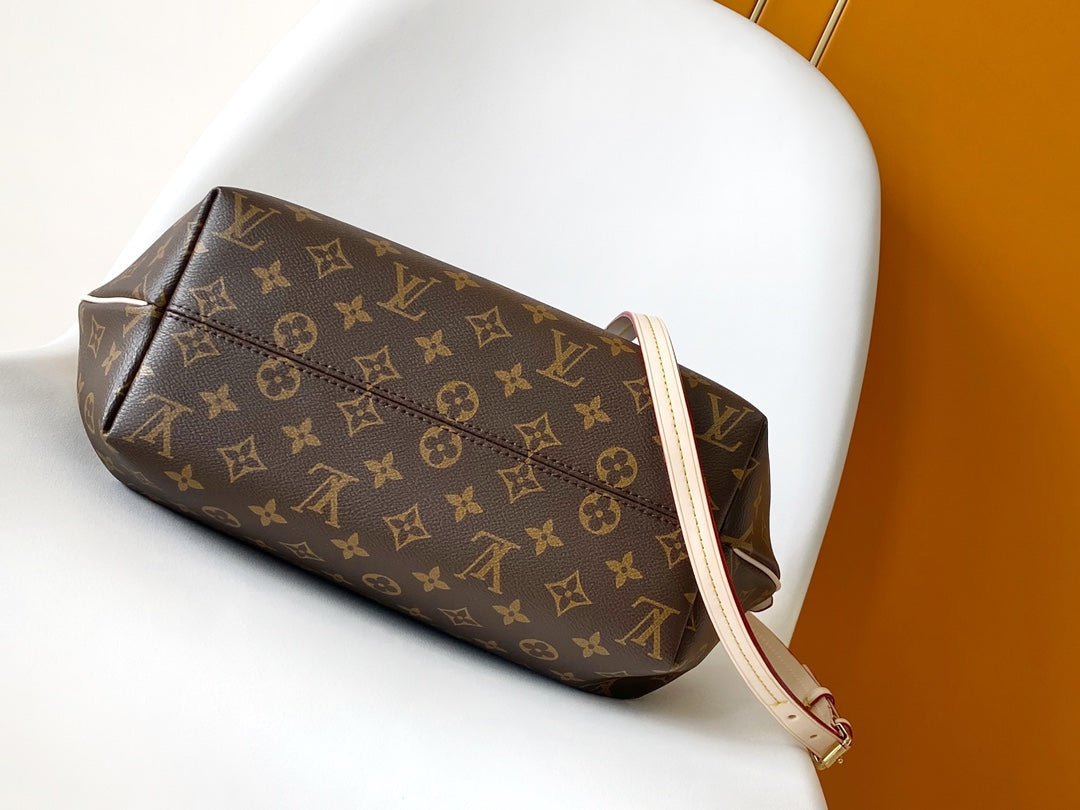 Louis Vuitton Turenne Monogram Canvas Handbag