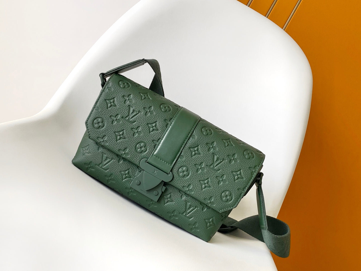Louis Vuitton S-Lock Messenger Bag - Monogram Taurillon Leather - Dark Green