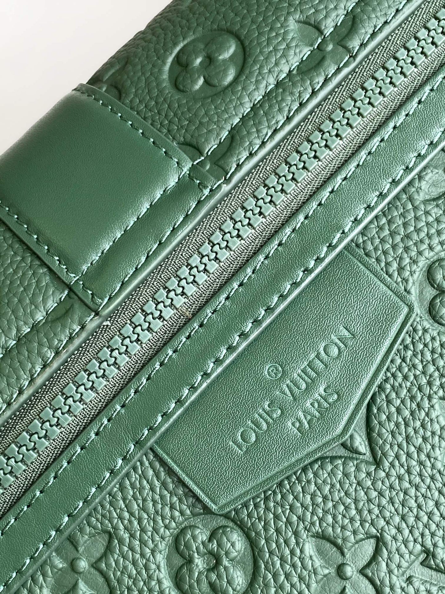 Louis Vuitton S-Lock Messenger Bag - Monogram Taurillon Leather - Dark Green