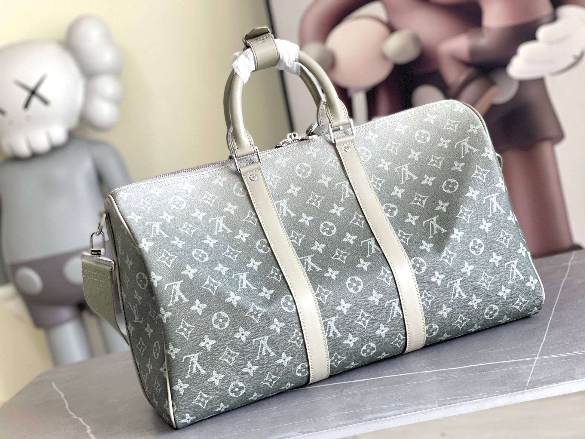 Louis Vuitton Luxury Green Ombre Monogram Travel Duffle Bag with Shoulder Strap