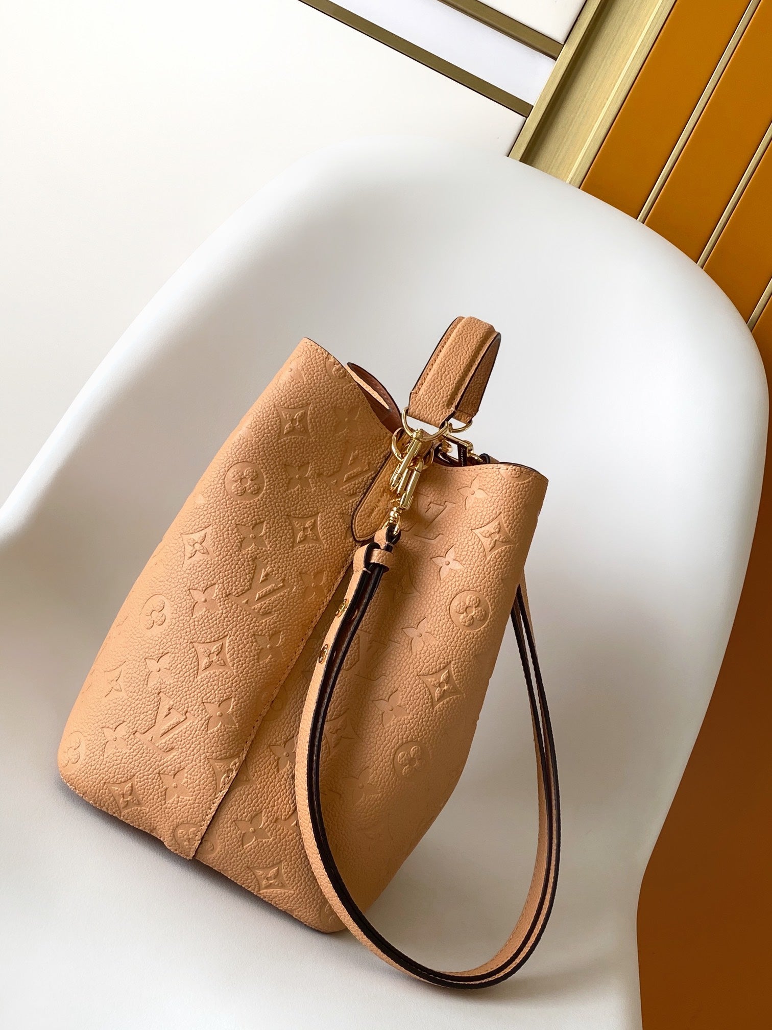 Louis Vuitton NéoNoé MM Monogram Empreinte Leather Bucket Bag - Beige