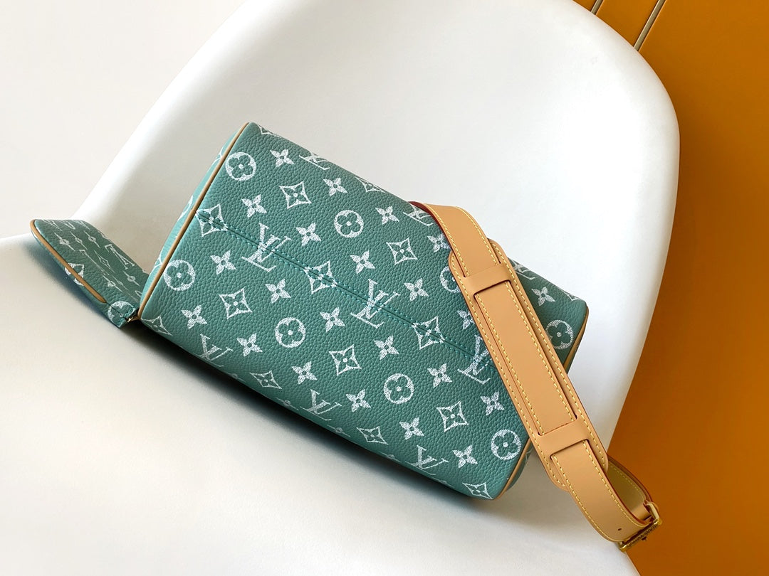 Louis Vuitton Speedy Bandoulière 25 Turquoise Monogram Canvas Bag