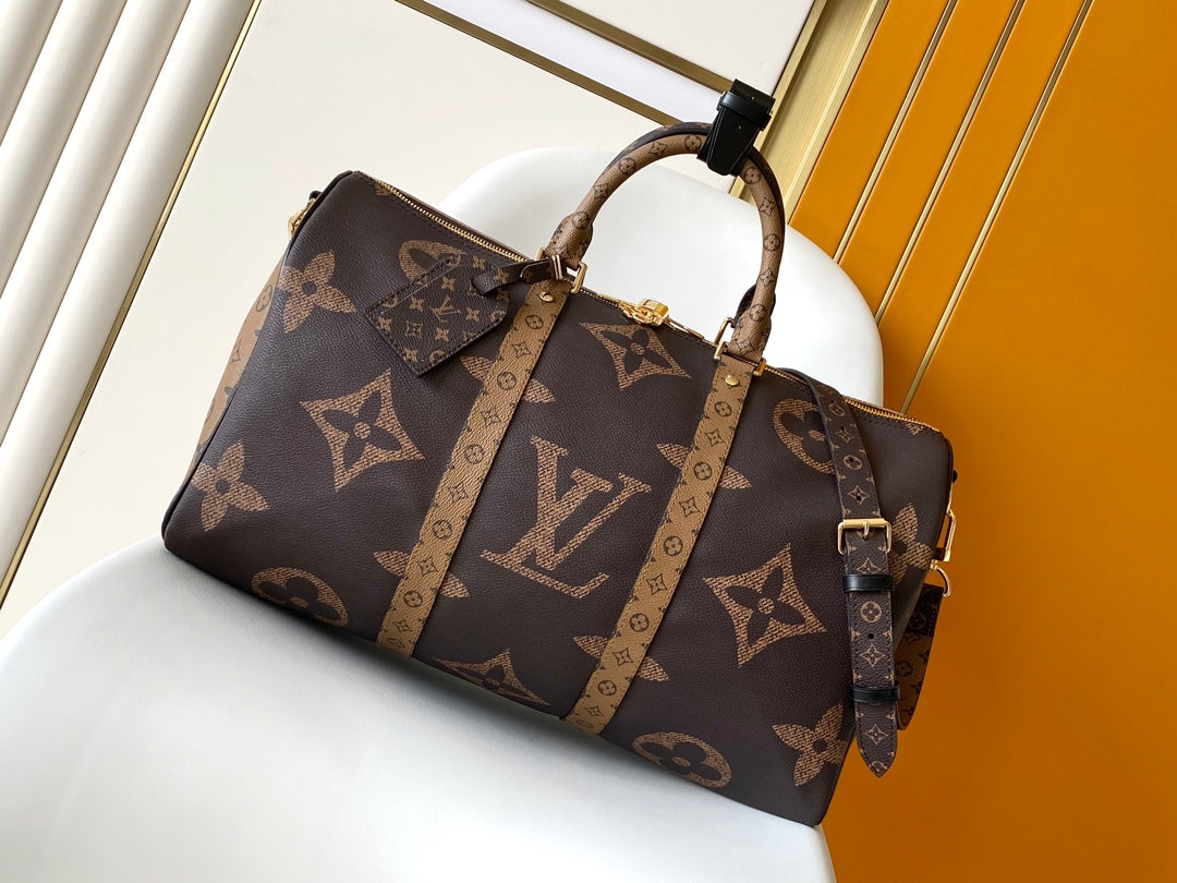 Louis Vuitton Keepall Bandoulière 50 Monogram Canvas Travel Bag