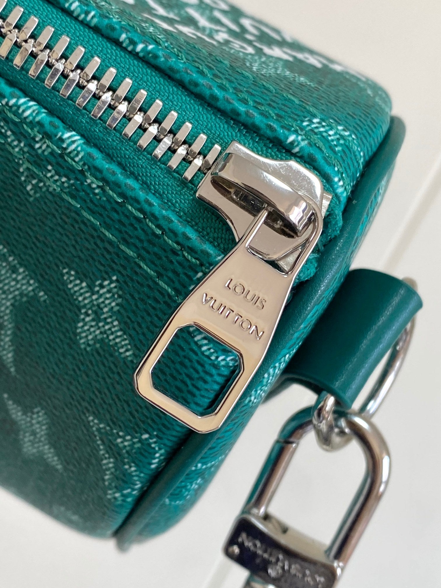 Louis Vuitton x Tyler, The Creator Keepall Bandoulière 25 Green Monogram Craggy