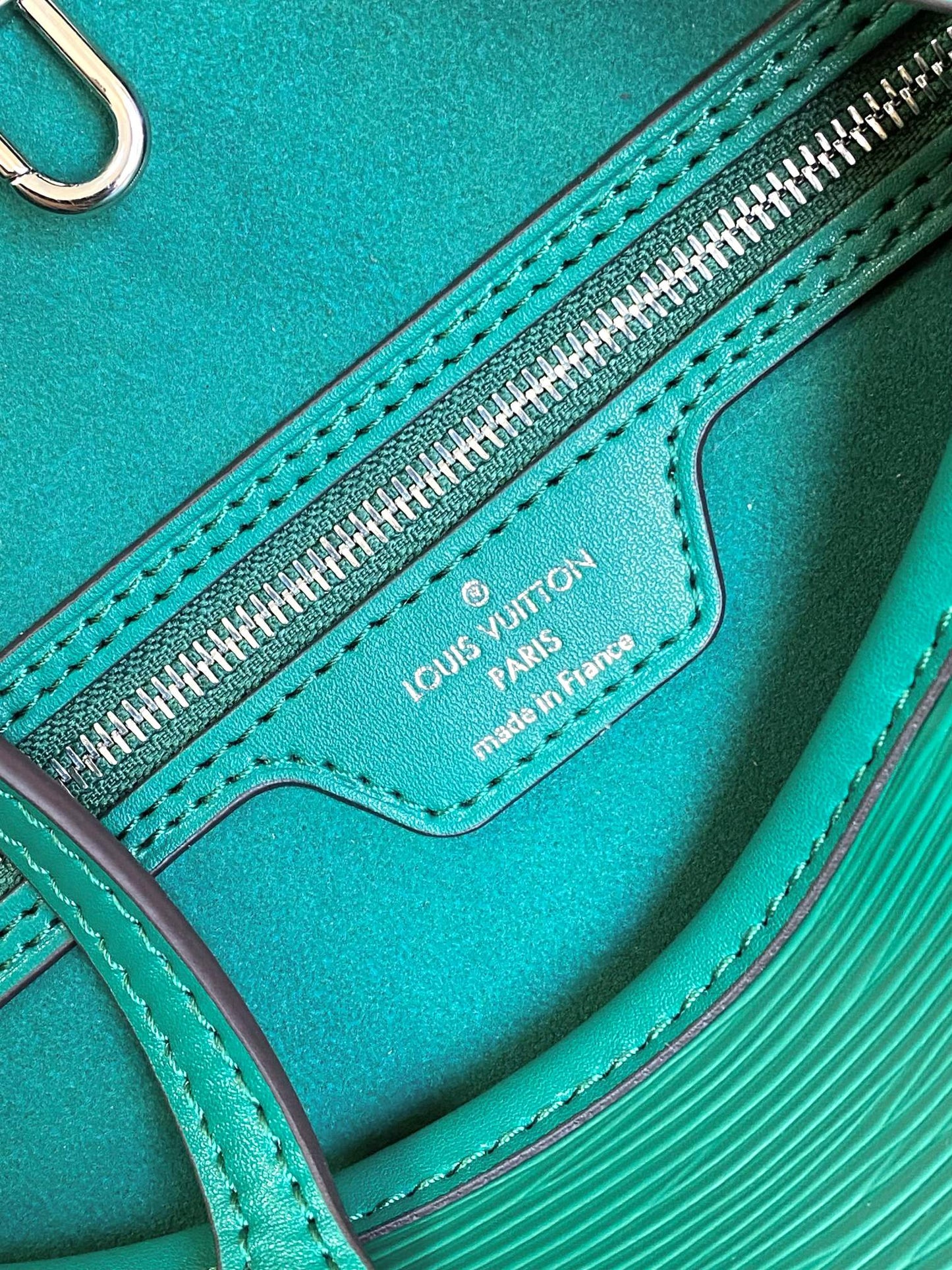 Emerald Green Textured Leather Tote Bag - Large Capacity Elegant Shoulder Handbag with Side Laces