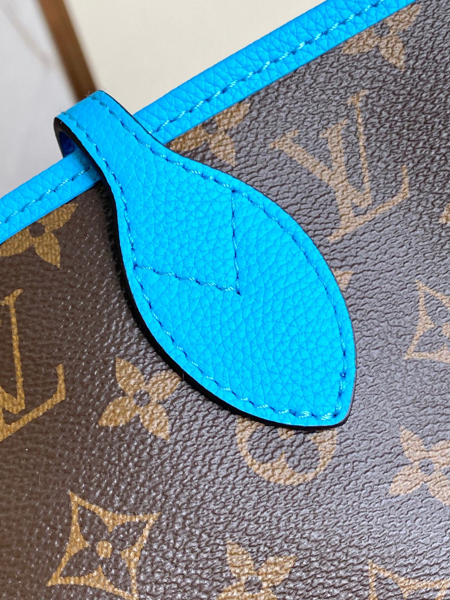 Louis Vuitton LV Match Neverfull MM Tote Bag - Blue Monogram Jacquard Velvet