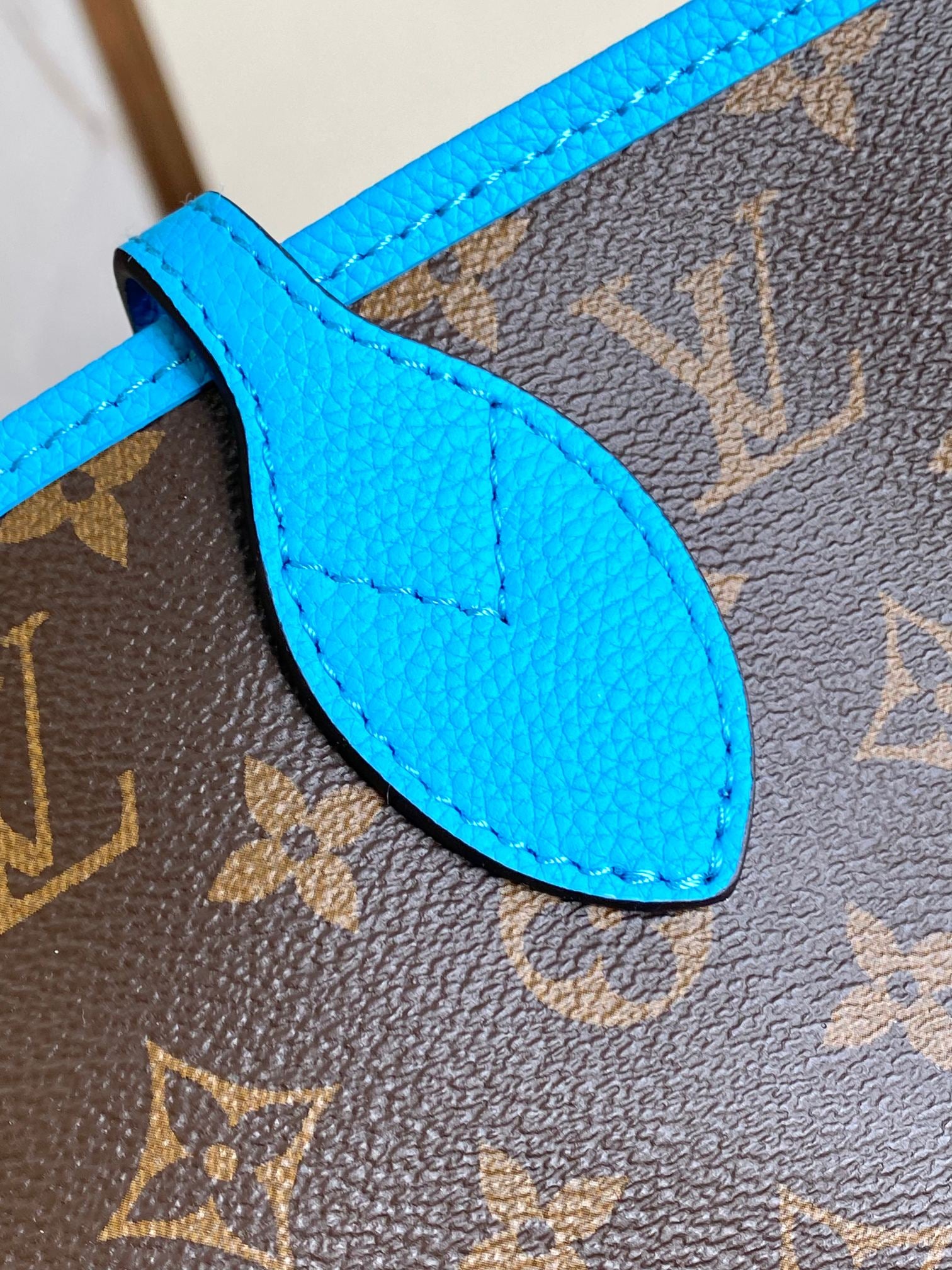 Louis Vuitton LV Match Neverfull MM Tote Bag - Blue Monogram Jacquard Velvet