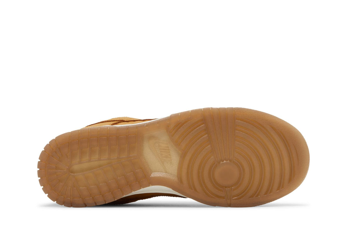 ( Women ) Nike Dunk Low 'Quilted Wheat' ( Wmns ) DX3374-700